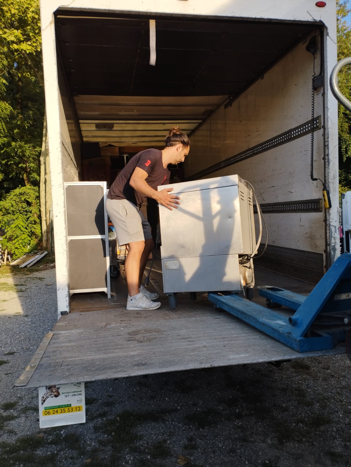 Le bar de la guinguette